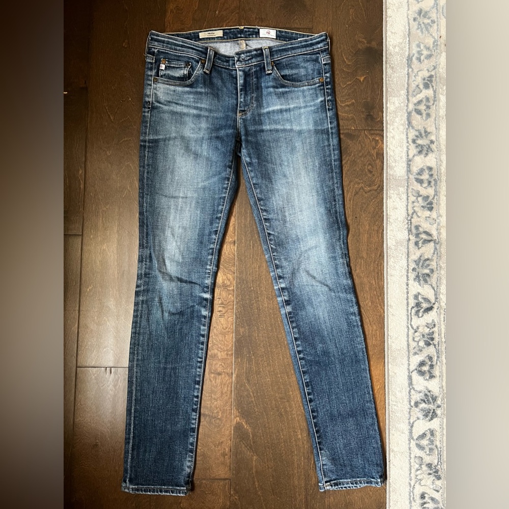 AG Adriano Goldschmied ‘Stilt’ cigarette leg jeans. Size 27R.